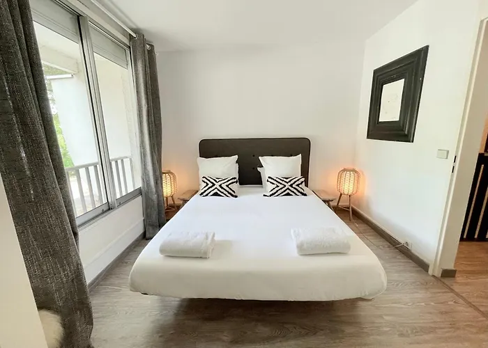 Pgh N24 - Duplex Sur Le Port Avec Parking Prive شقة